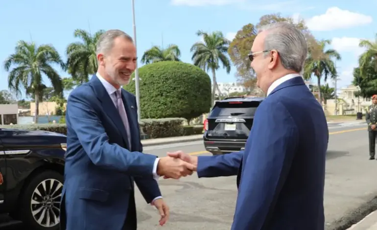 Rey Felipe VI asistirá a la toma de posesión del presidente Abinader